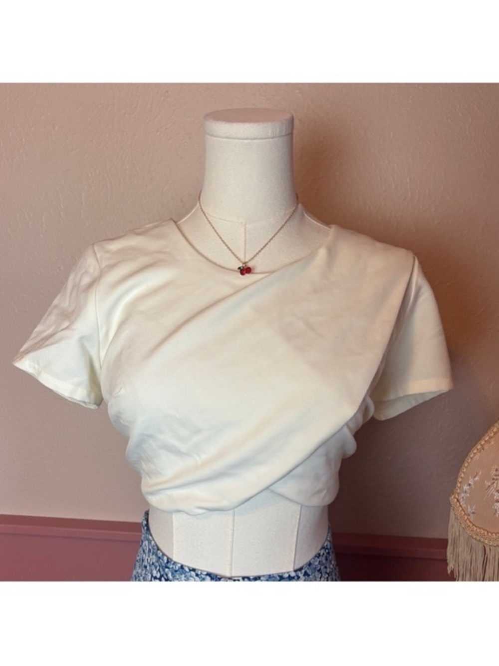 TOBI White Cropped Flap Elegant Top